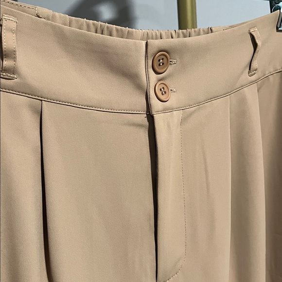 Halara NWOT Flex™ High Waisted Zipper Pocket Shirred Straight Leg Work Pant - M - Picture 8 of 11